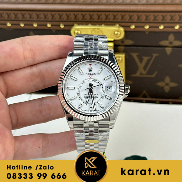 Đồng hồ  Rolex Sky-Dweller 326934 mặt trắng jubilee replica 